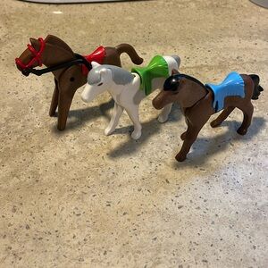 Playmobil horses